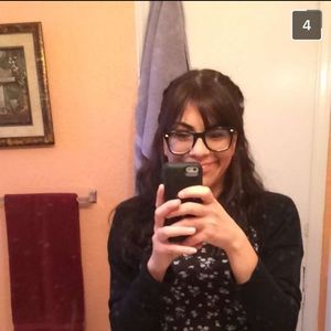 Meet your Posher, Yvette